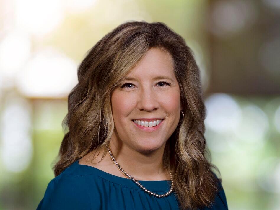 Tori Filas headshot
